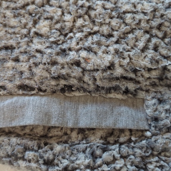 Fuzzy Gray Vest - Picture 7 of 9